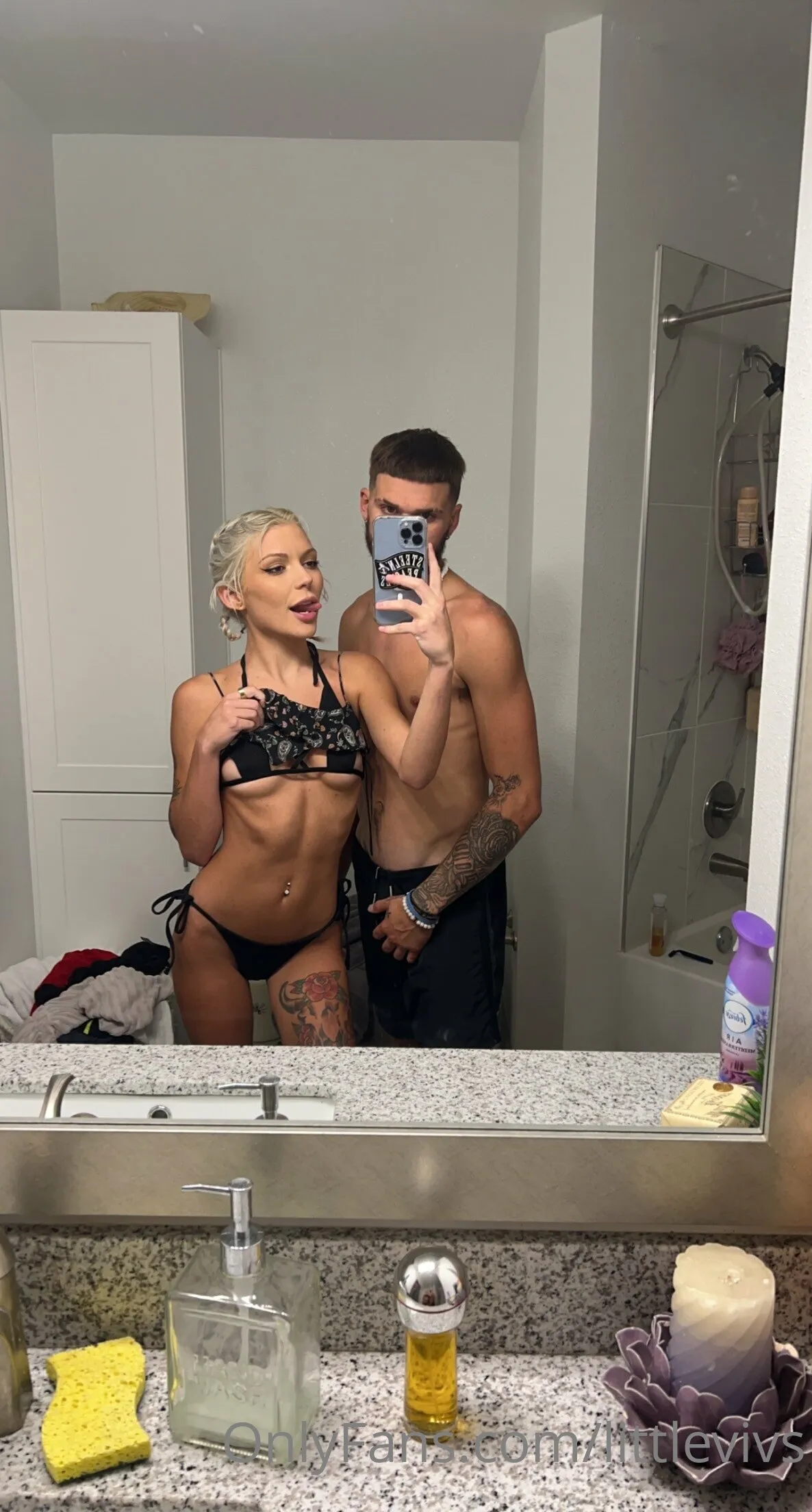 Vivian OnlyFans premium content 14 - littlevivs exclusive collection