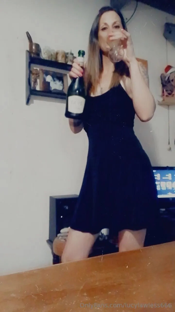 Lucy 🔥 OnlyFans premium content 10 - lucylawless666 exclusive collection