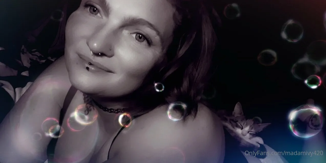 Mrz.JuicyBooty(Top24%) OnlyFans premium content 2 - madamivy420 exclusive collection