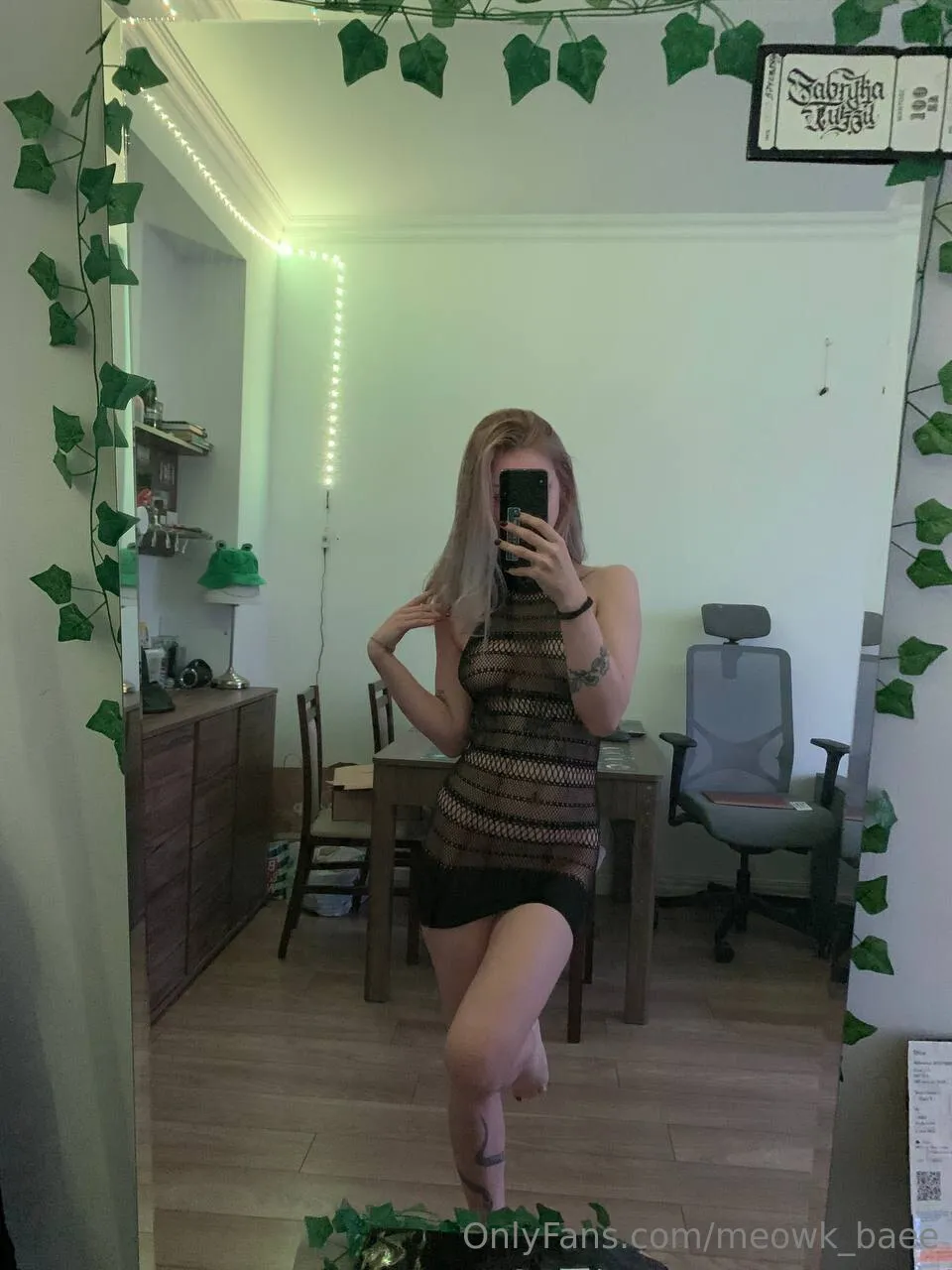 Kate 🐱 OnlyFans premium content 1 - meowk_bae_official exclusive collection