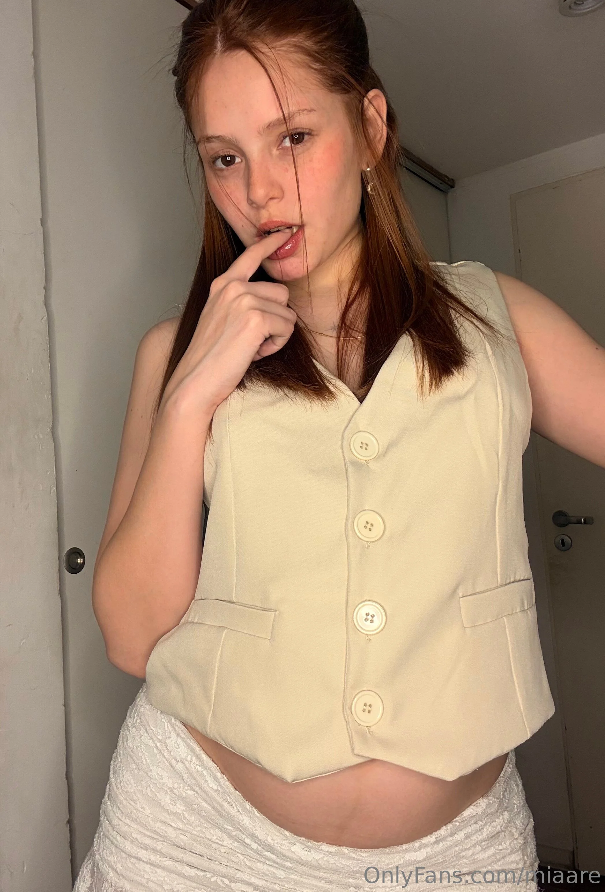 mia 💗🧃🧸(18 freshly pregnannnt) OnlyFans premium content 4 - miaare exclusive collection