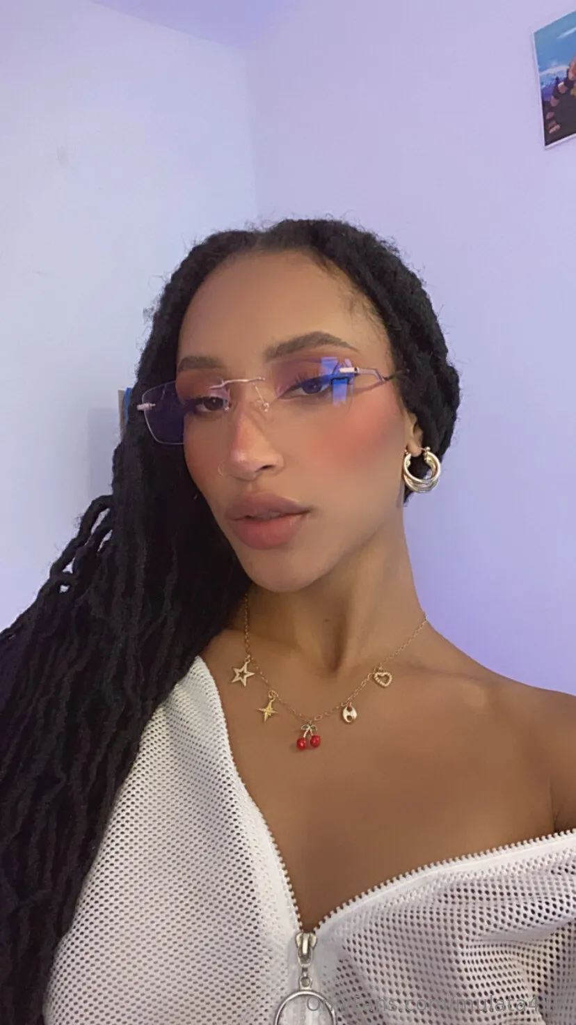 Mulata OnlyFans premium content 2 - mulata410 exclusive collection