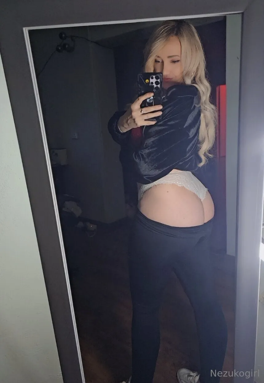 Nezu OnlyFans premium content 2 - nezujo55 exclusive collection