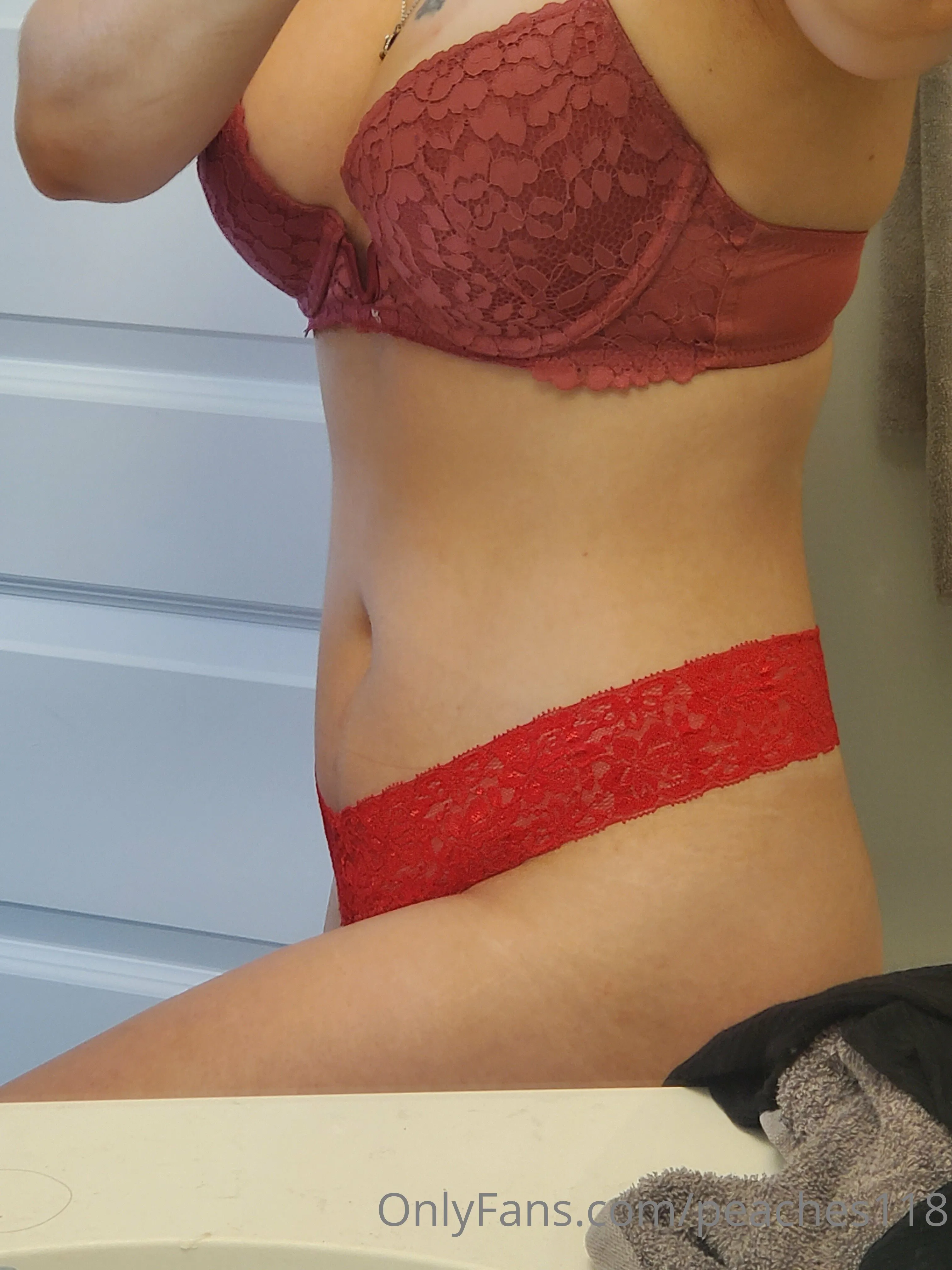 Peachsz OnlyFans premium content 12 - peaches118 exclusive collection