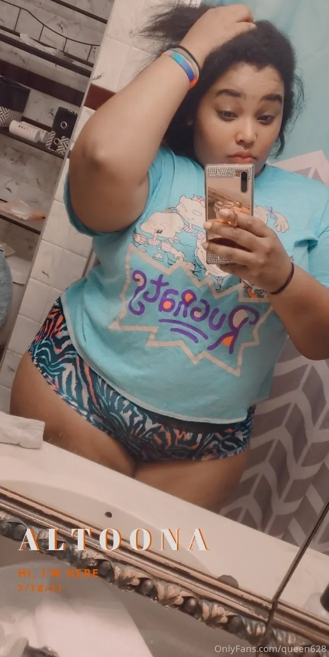 Miss Lonely OnlyFans premium content 4 - queen628 exclusive collection