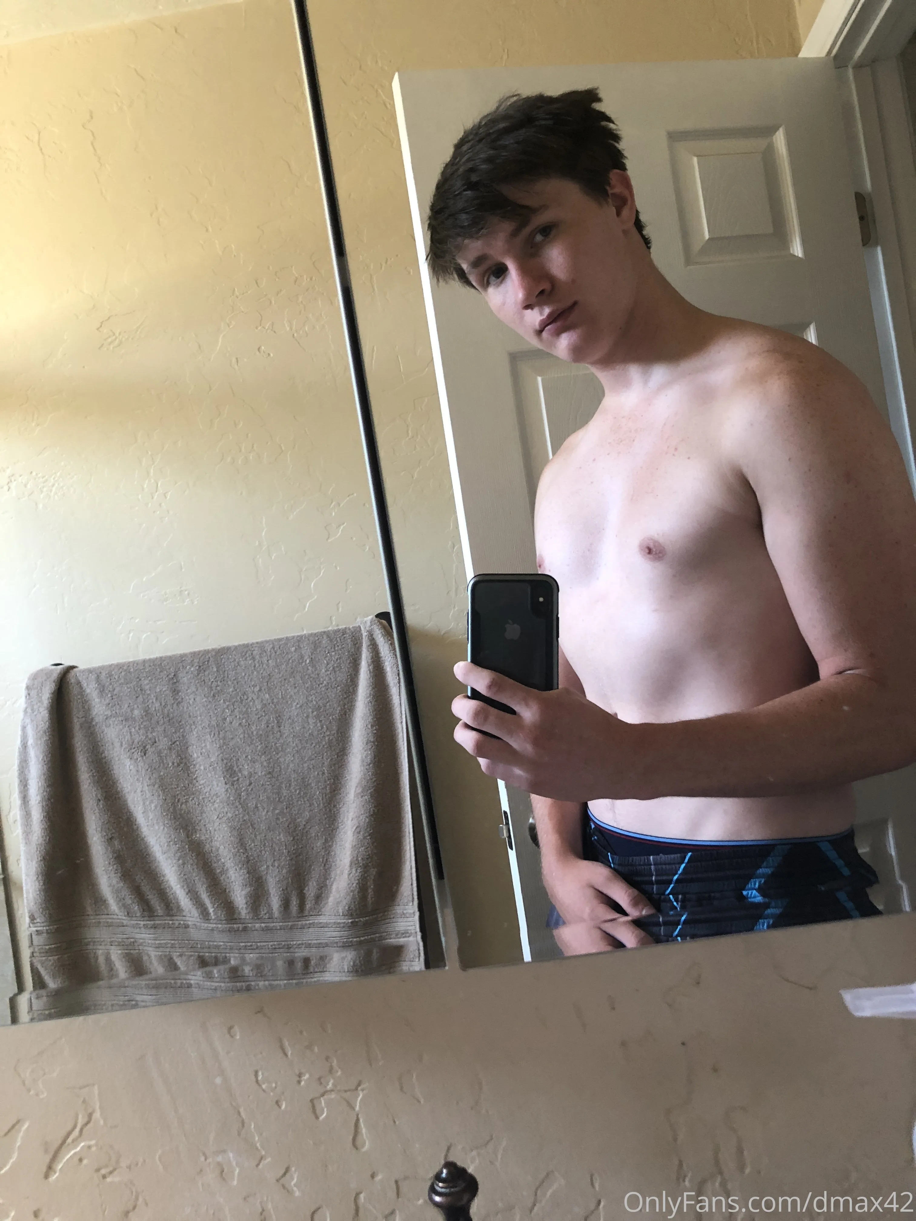 Random Guy 69 OnlyFans premium content 2 - randomguy690 exclusive collection