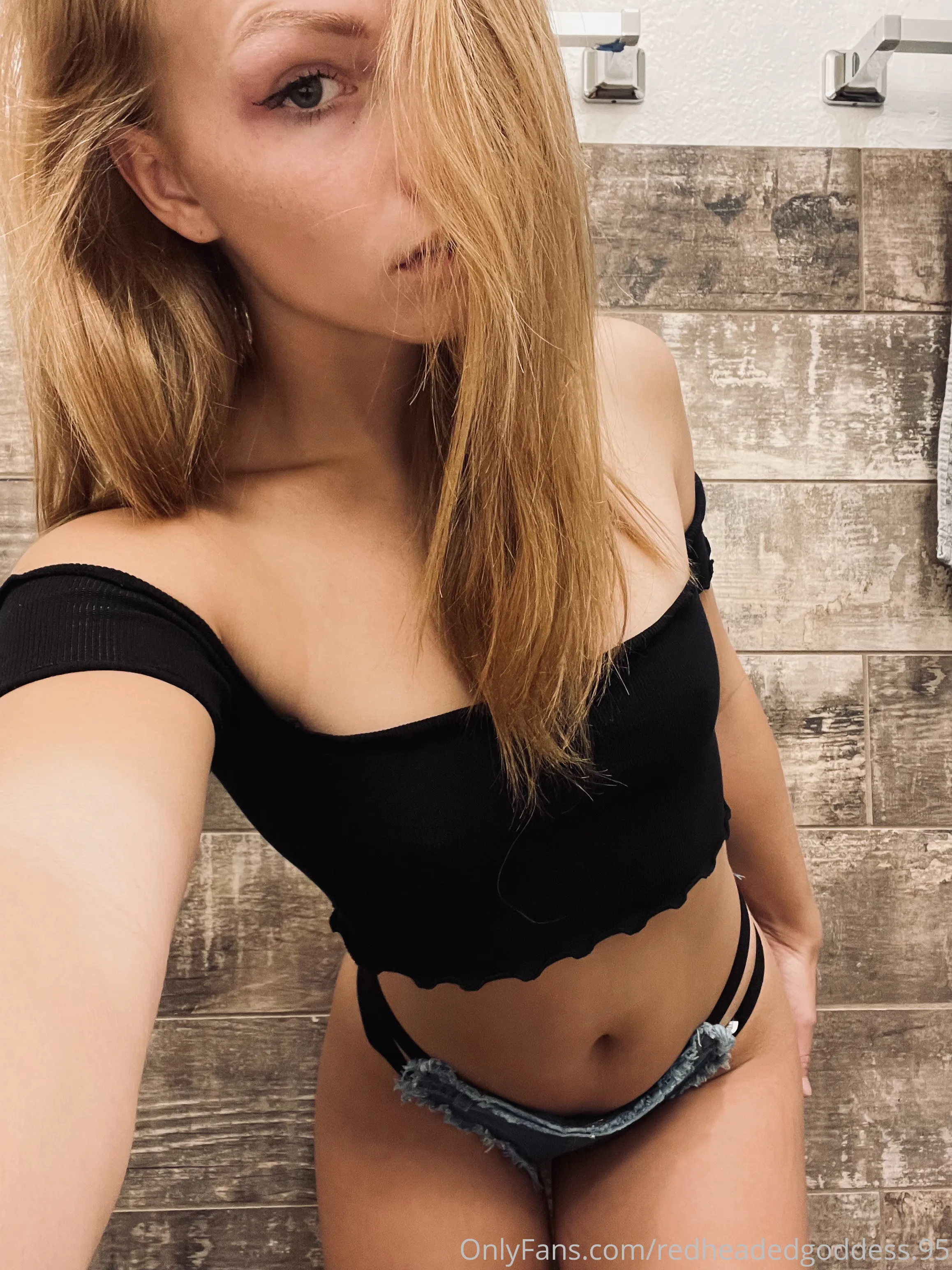 Redheaded Goddess OnlyFans premium content 10 - redheadedgoddess.95 exclusive collection