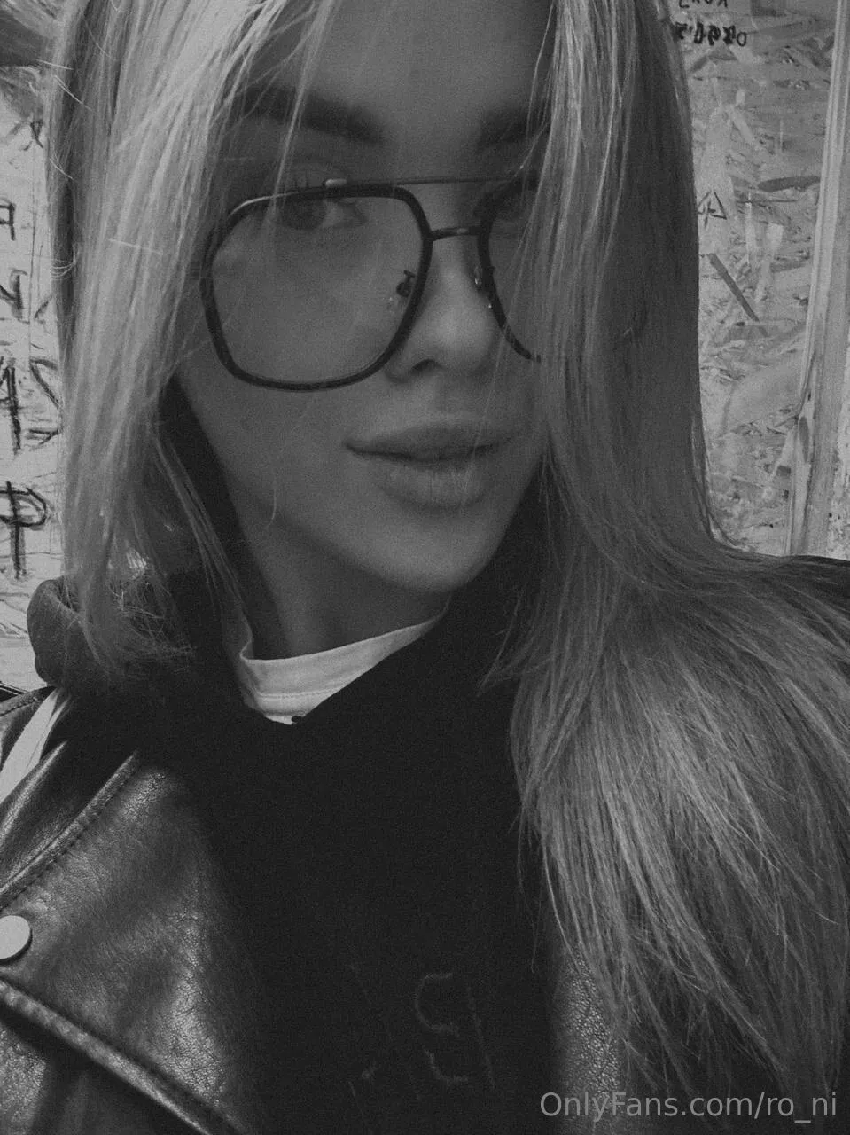 𝚁𝚘𝚗𝚒 🤍 OnlyFans premium content 13 - ro_ni exclusive collection