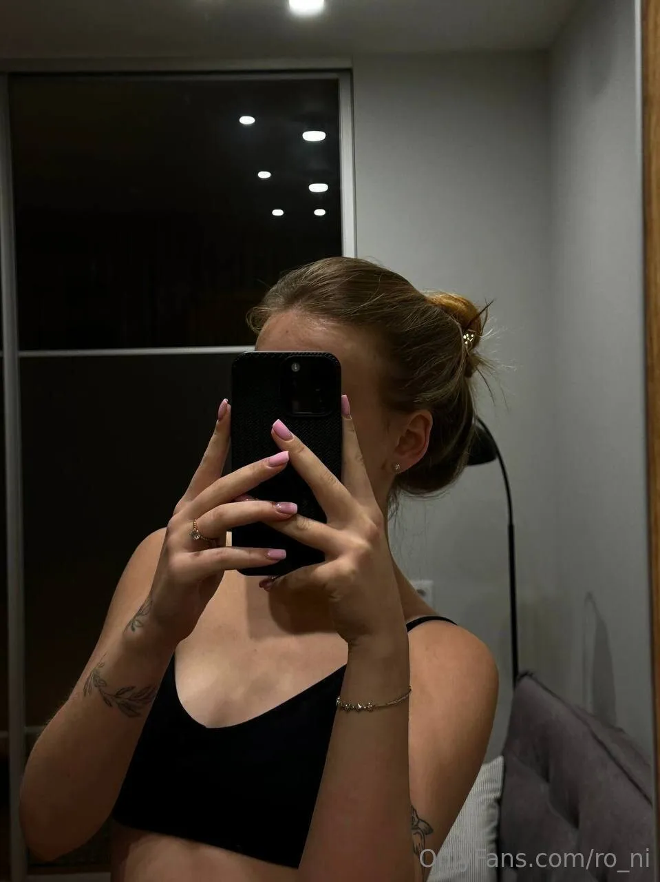 𝚁𝚘𝚗𝚒 🤍 OnlyFans premium content 12 - ro_ni exclusive collection