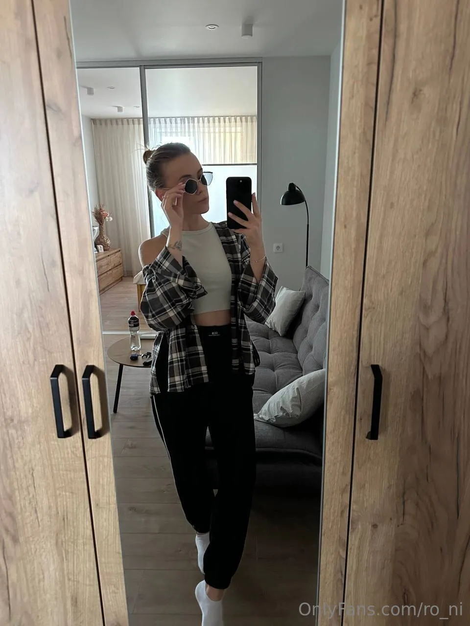 𝚁𝚘𝚗𝚒 🤍 OnlyFans premium content 10 - ro_ni exclusive collection