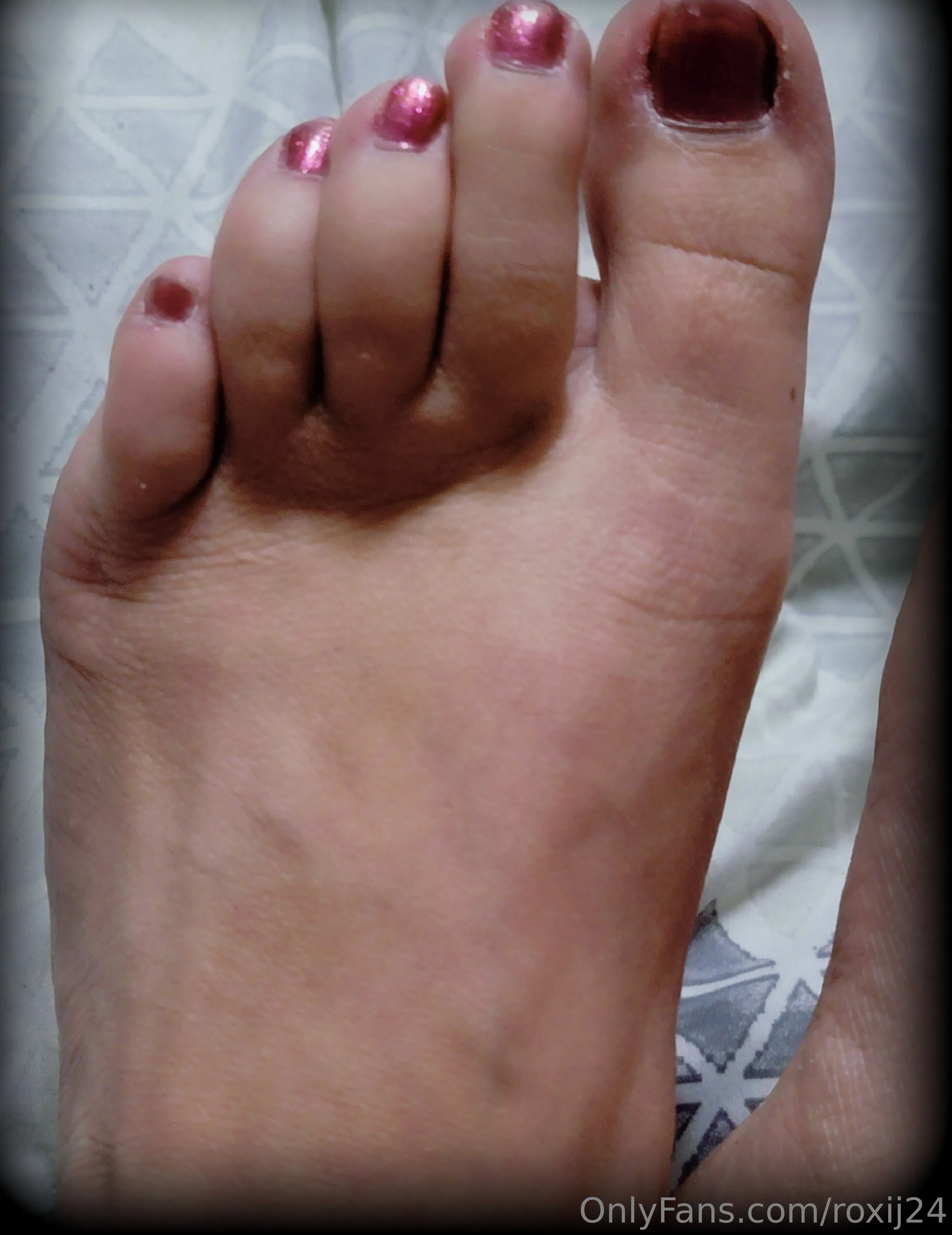 Roxy OnlyFans premium content 10 - roxij24 exclusive collection