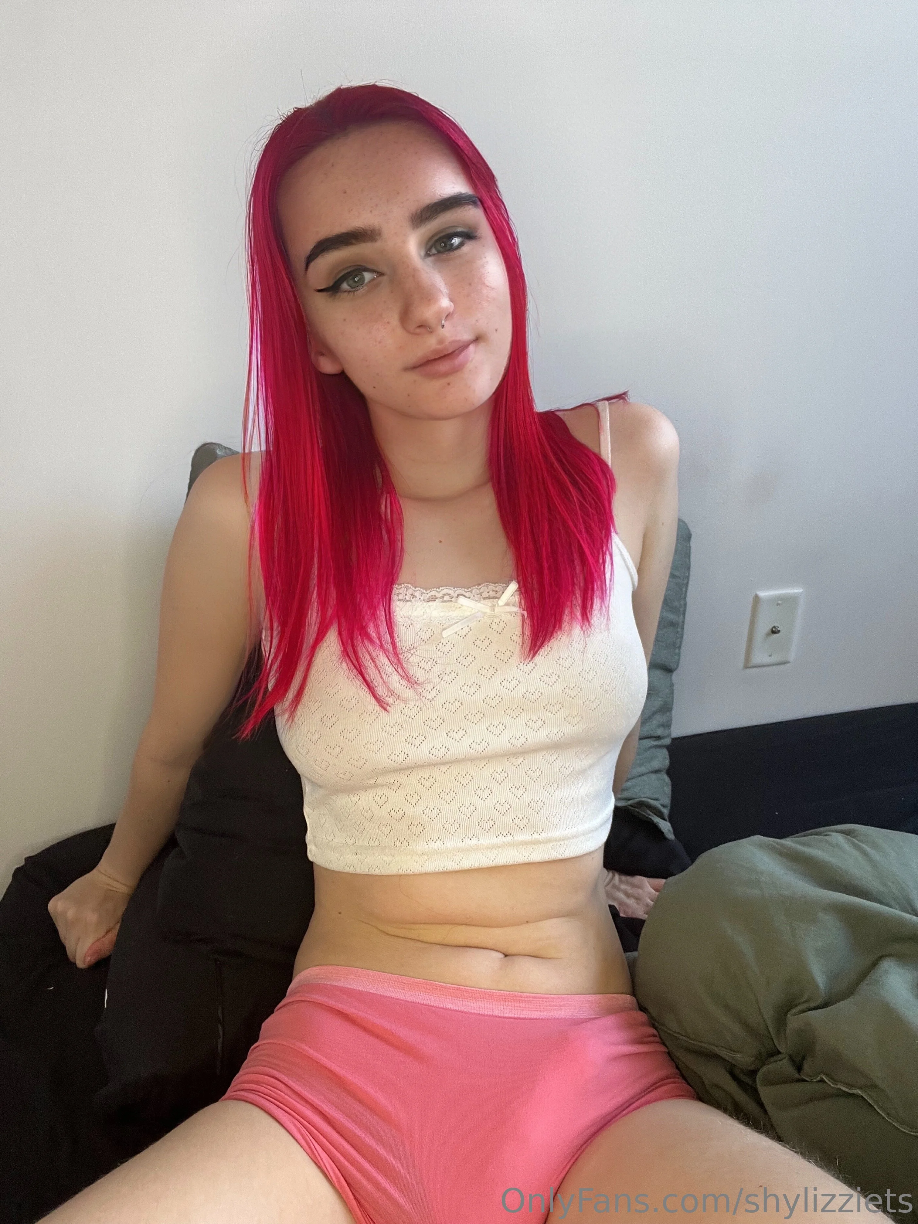 🛹 Lizzie | 9 inches..! OnlyFans premium content 11 - shylizziets exclusive collection