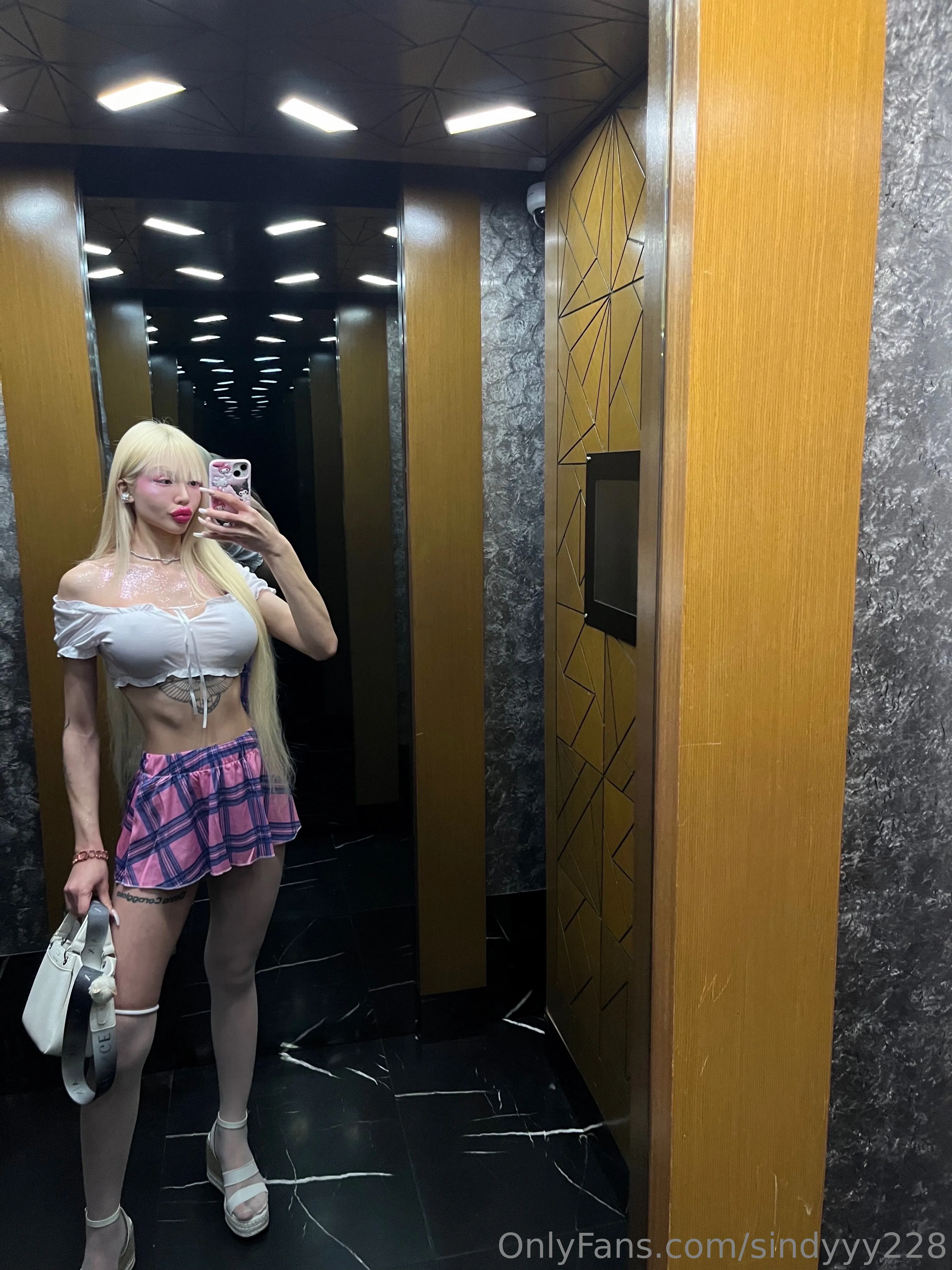 Sindyyy228 OnlyFans premium content 19 - sindyyy228 exclusive collection