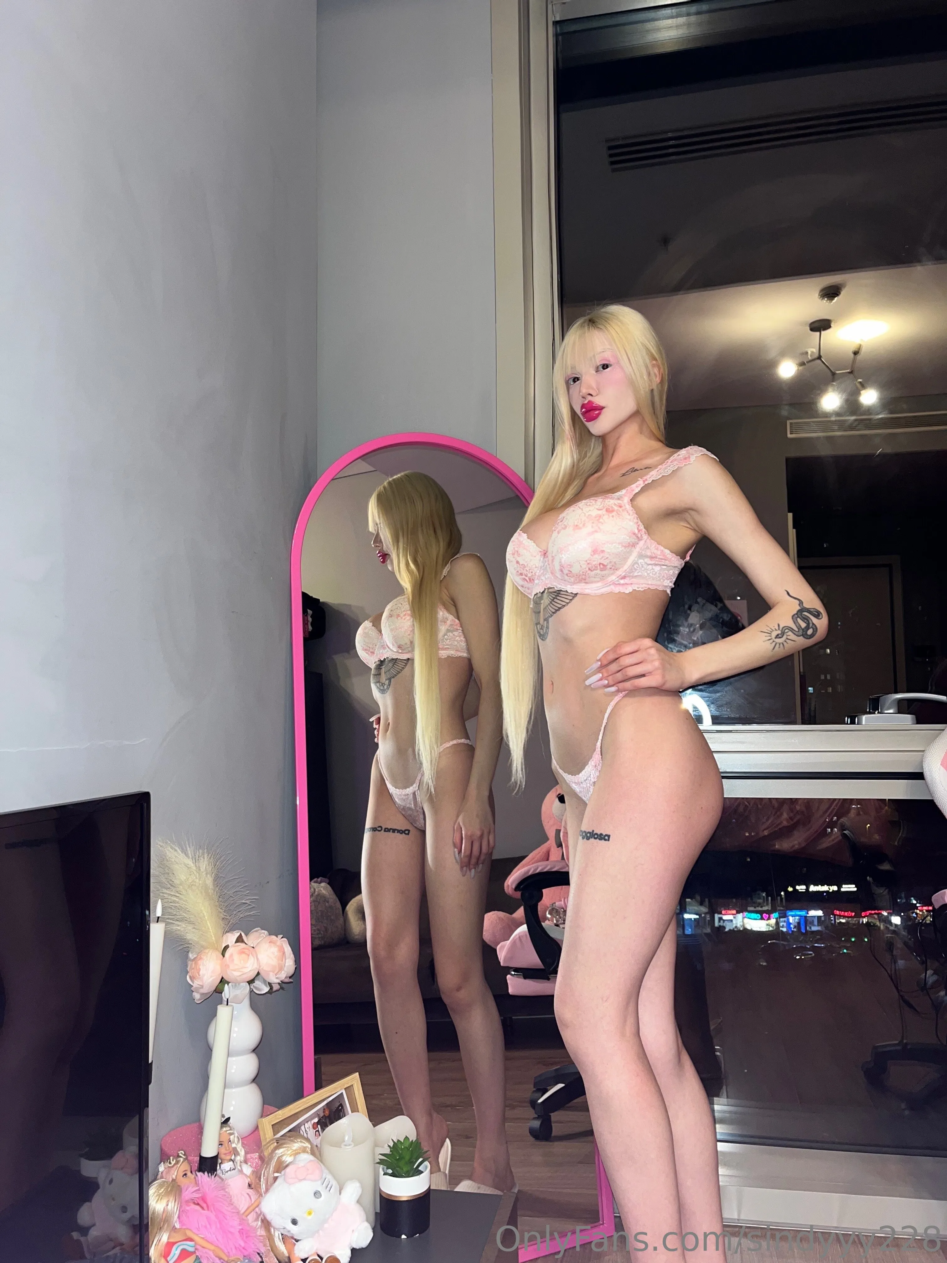 Sindyyy228 OnlyFans premium content 18 - sindyyy228 exclusive collection