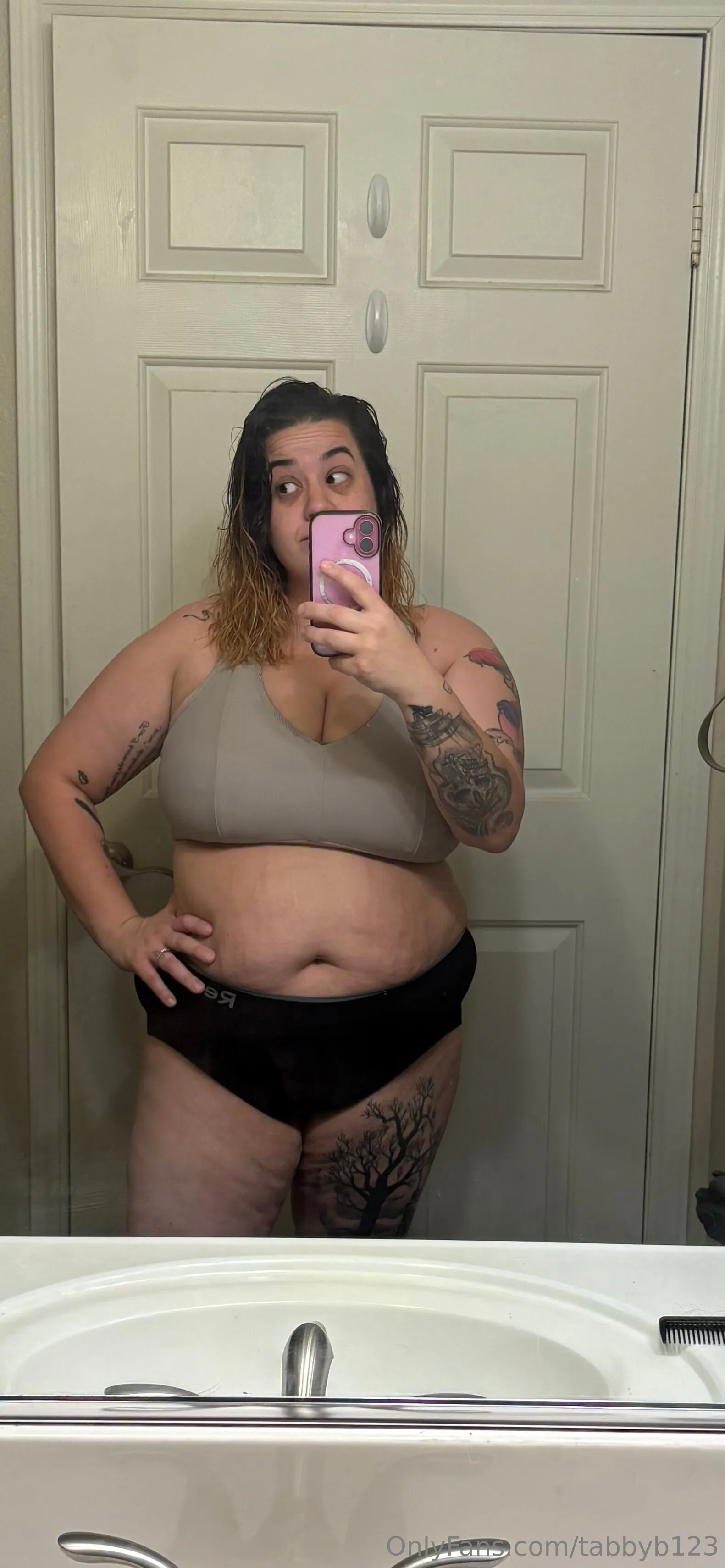 Tab OnlyFans premium content 12 - tabbyb123 exclusive collection