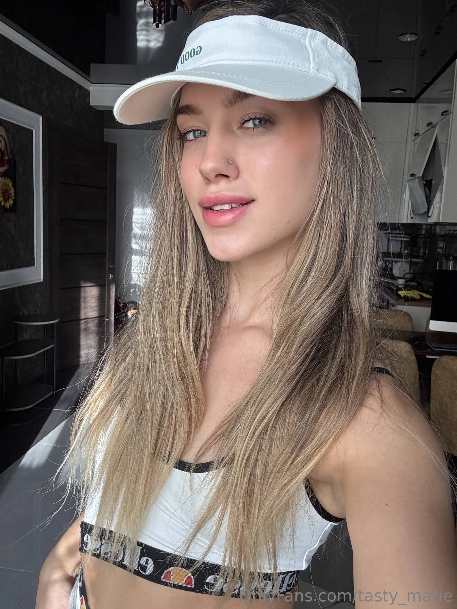 🍓 𝙈𝙖𝙧𝙞𝙚 🍓 OnlyFans premium content 17 - tasty_marie exclusive collection