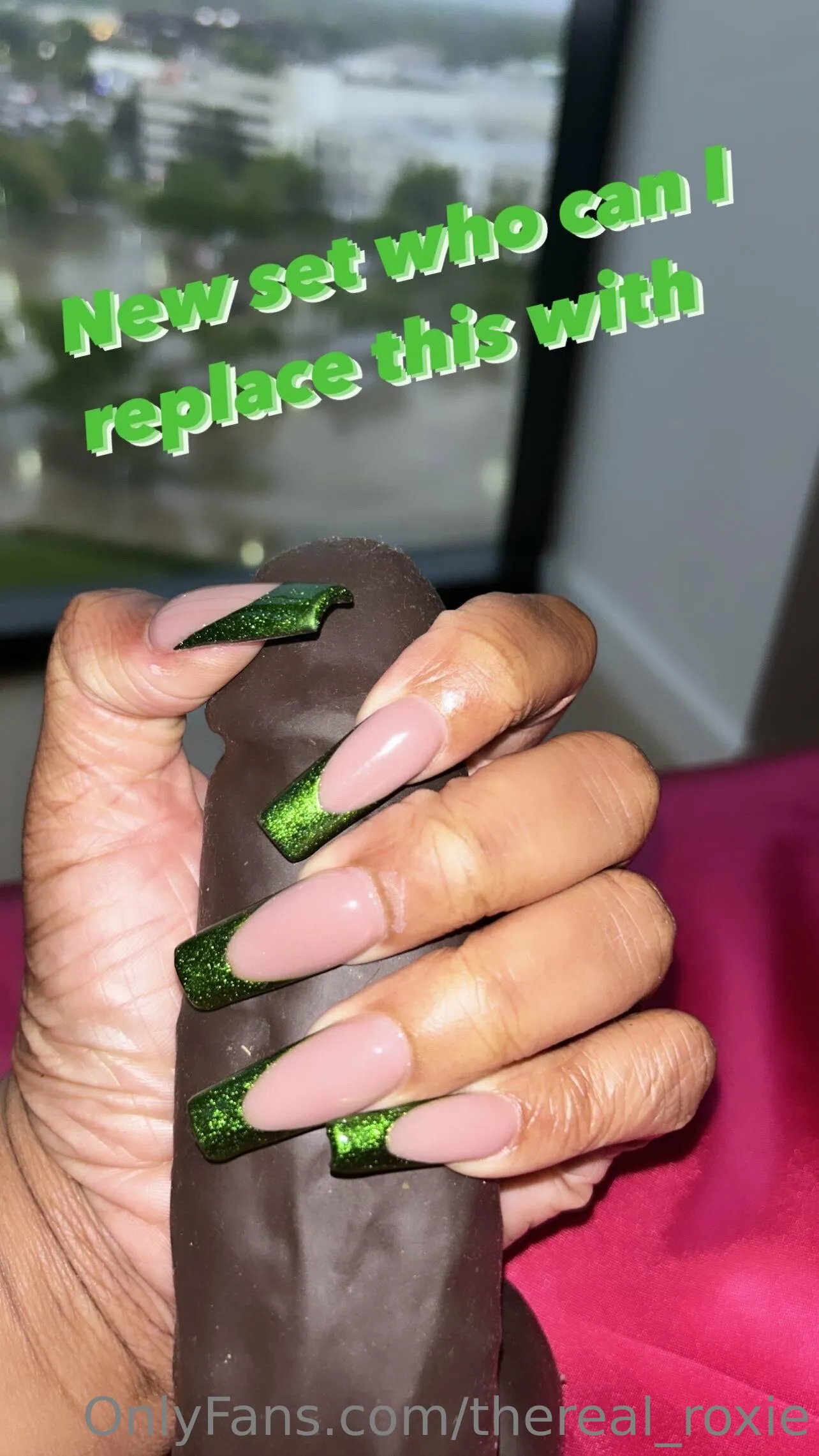 TheReal_RoxieFree OnlyFans premium content 14 - thereal_roxie exclusive collection