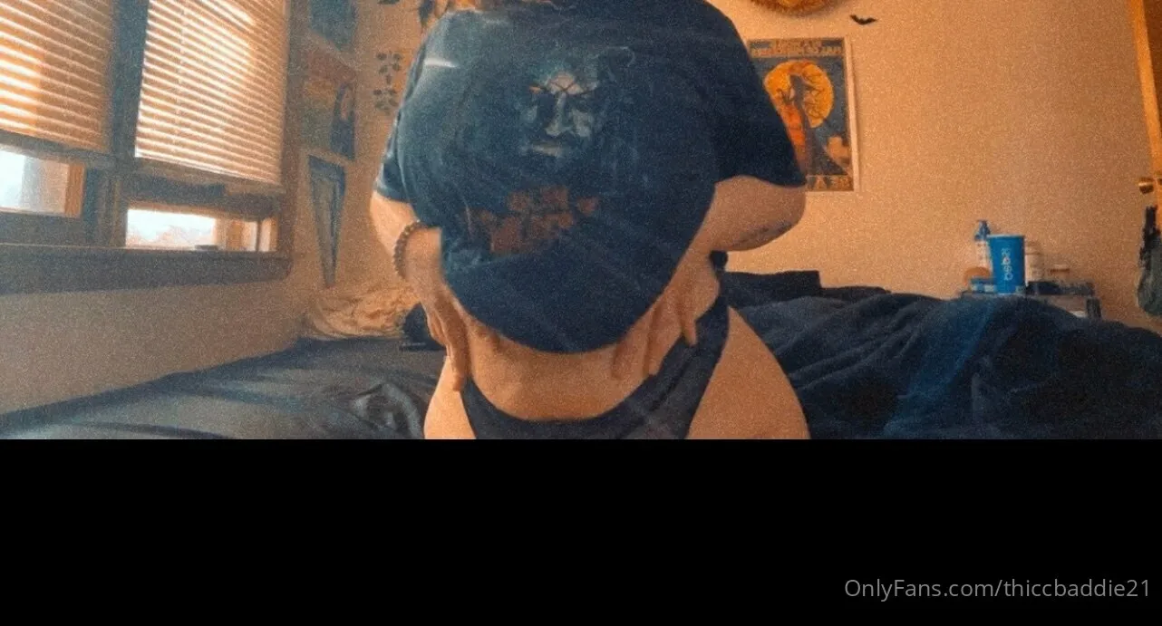 Honey OnlyFans premium content 3 - thiccbaddie21 exclusive collection