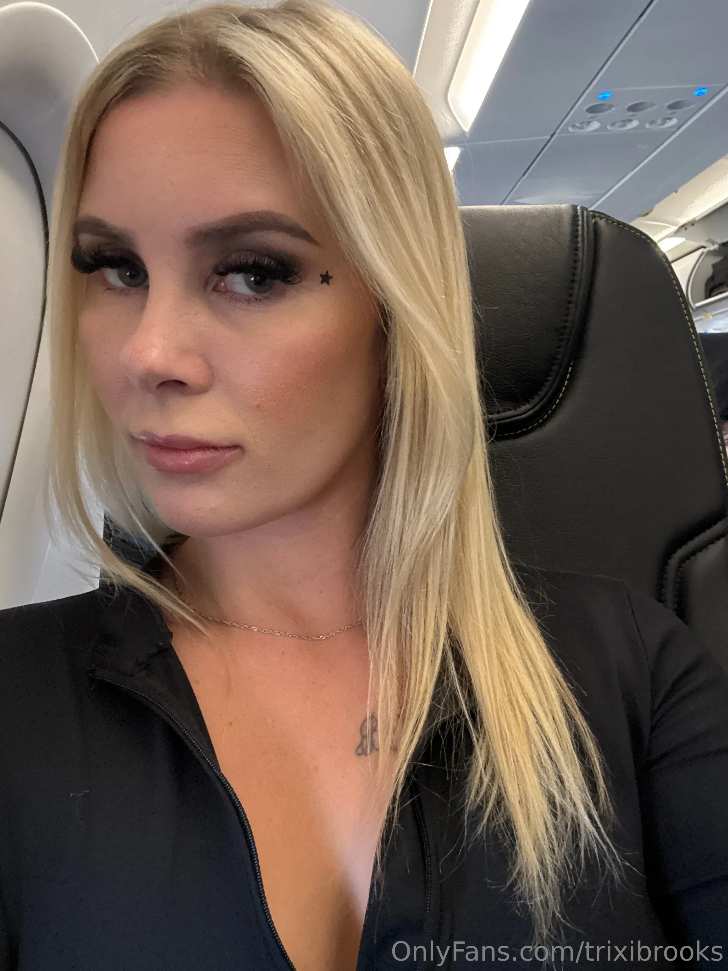 Trixi Brooks The Thick Barbie OnlyFans premium content 5 - trixibrooks exclusive collection