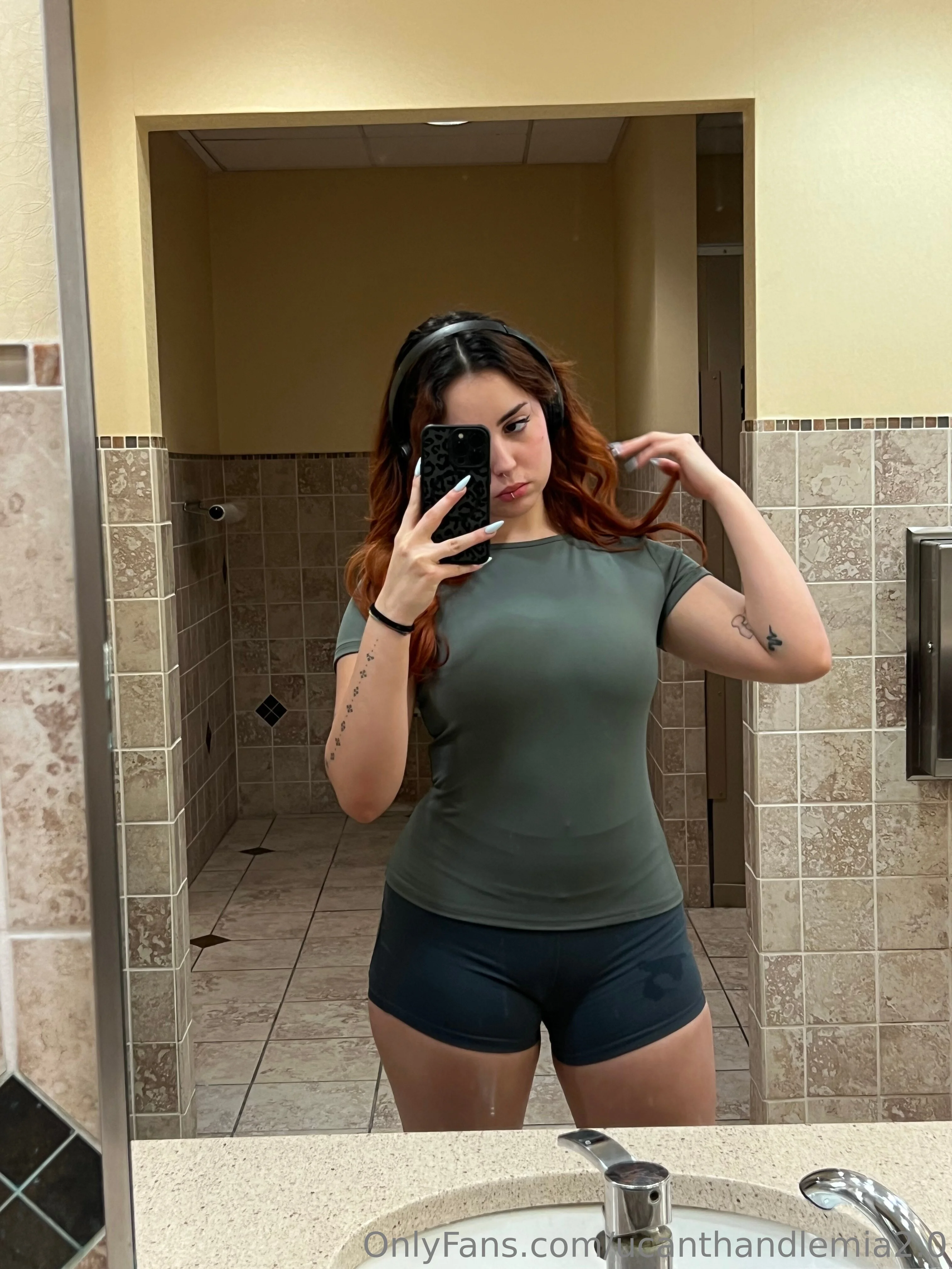 miA ♡ OnlyFans premium content 3 - ucanthandlemia2.0 exclusive collection