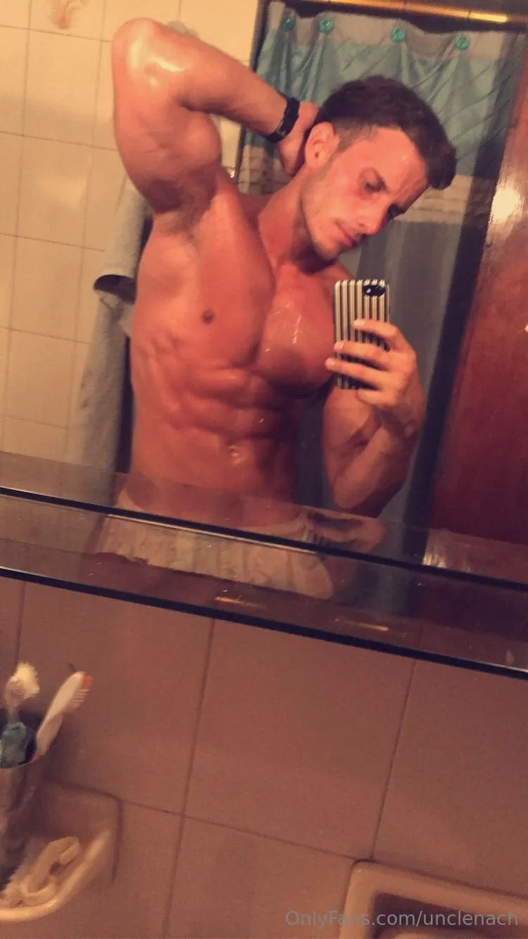 brad OnlyFans premium content 32 - unclenach exclusive collection