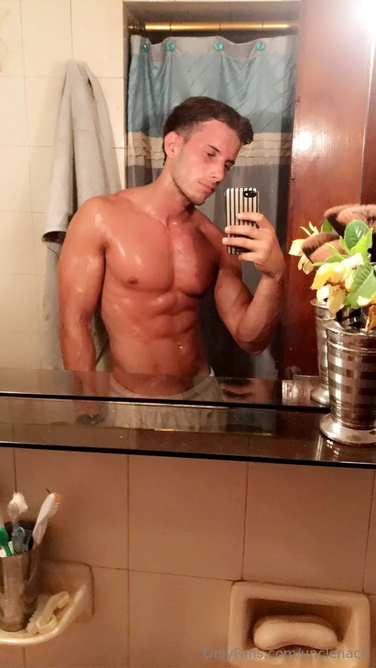 brad OnlyFans premium content 31 - unclenach exclusive collection
