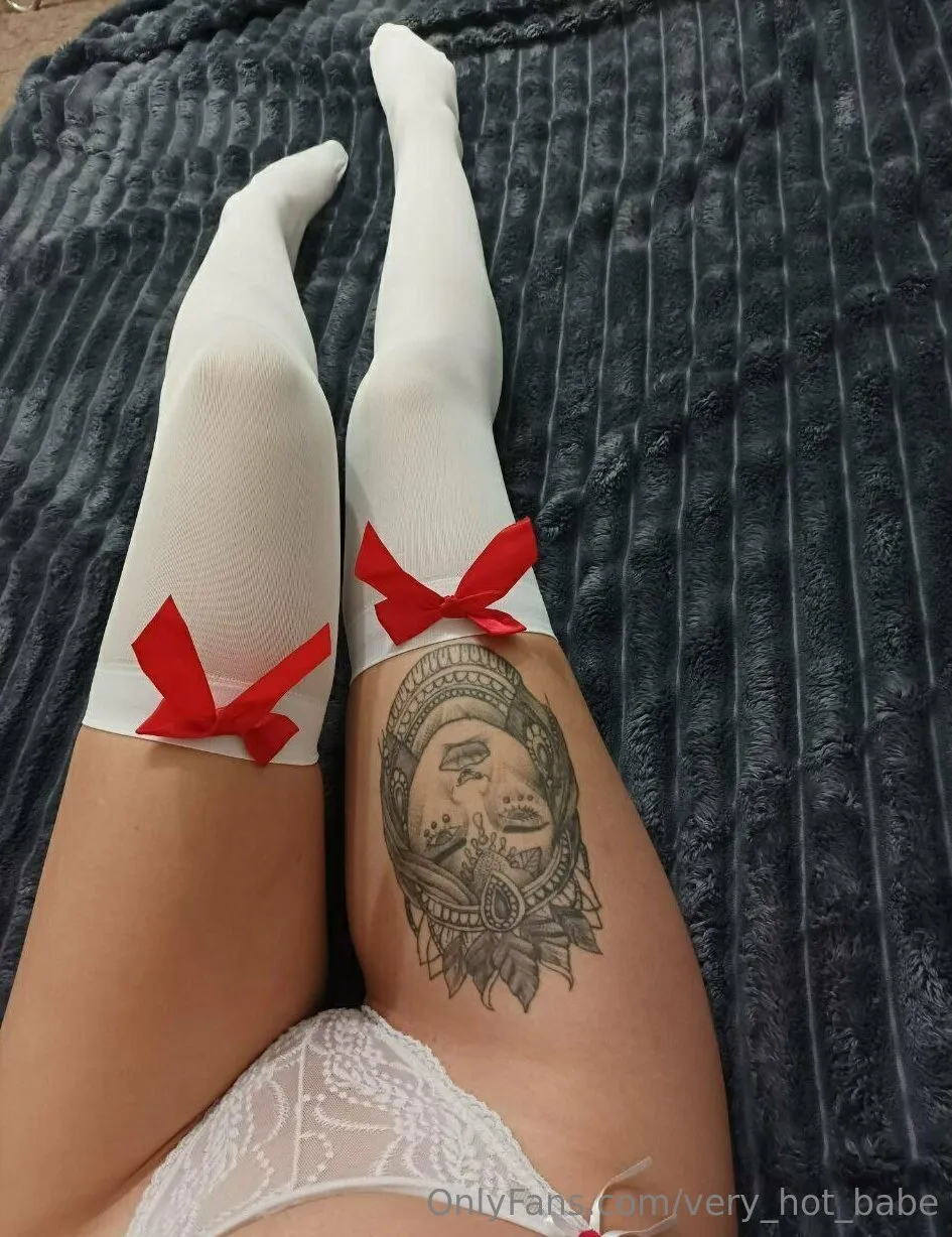 Veronica OnlyFans premium content 13 - very_hot_babe exclusive collection