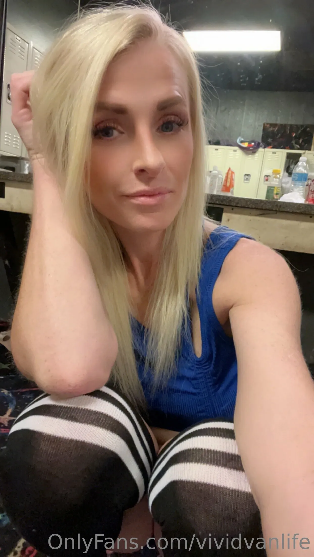 Vivian OnlyFans premium content 25 - vividvanlife exclusive collection