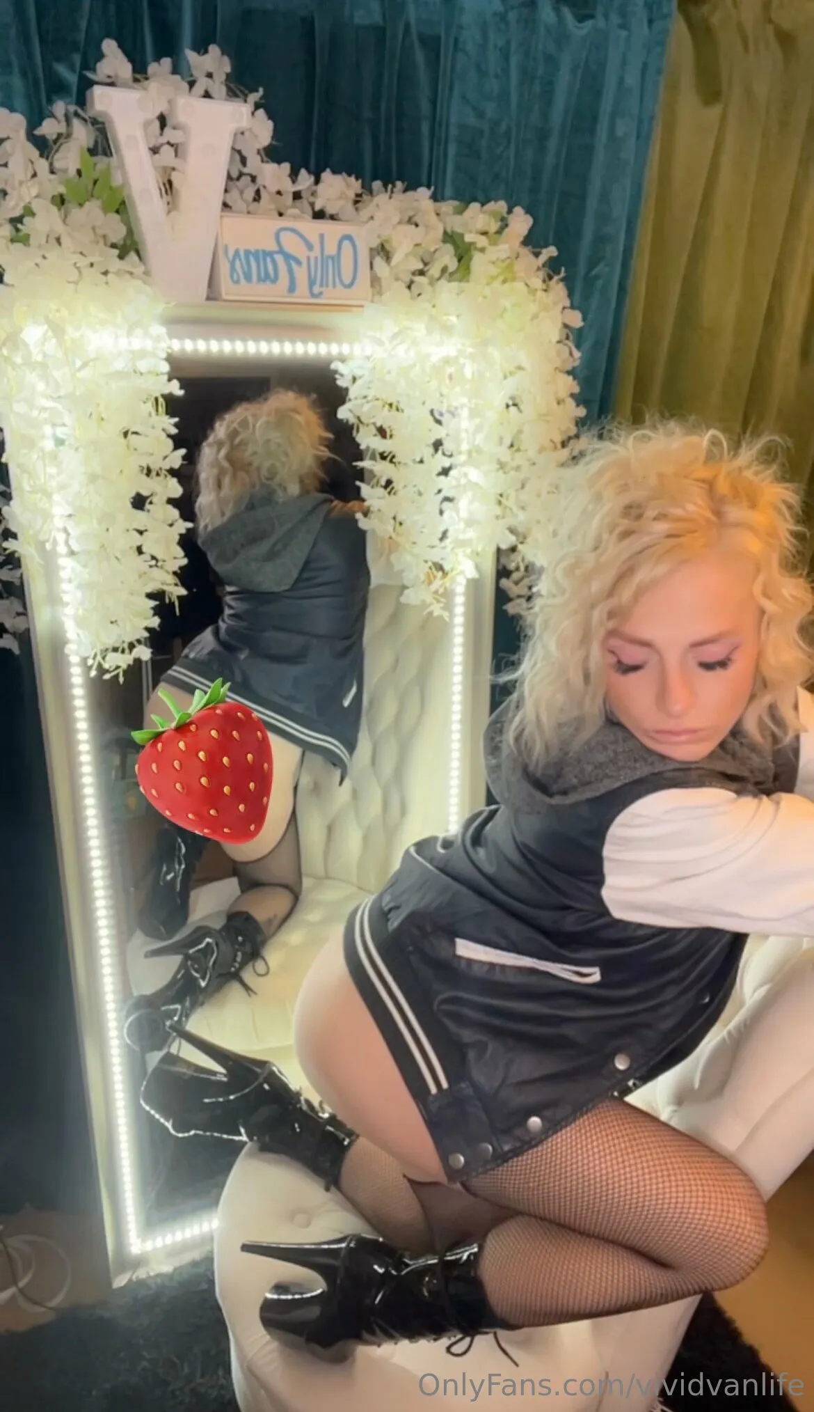 Vivian OnlyFans premium content 11 - vividvanlife exclusive collection